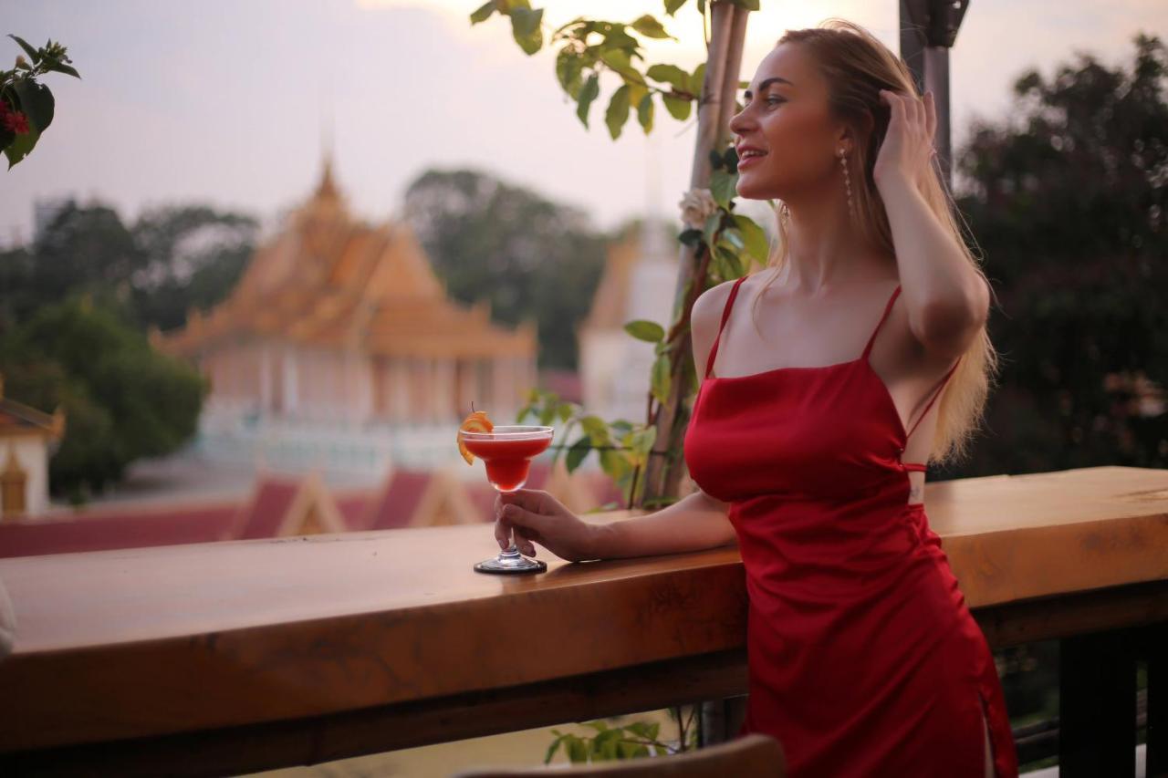 Palace Gate Hotel & Resort By Ehm Phnom Penh Zewnętrze zdjęcie